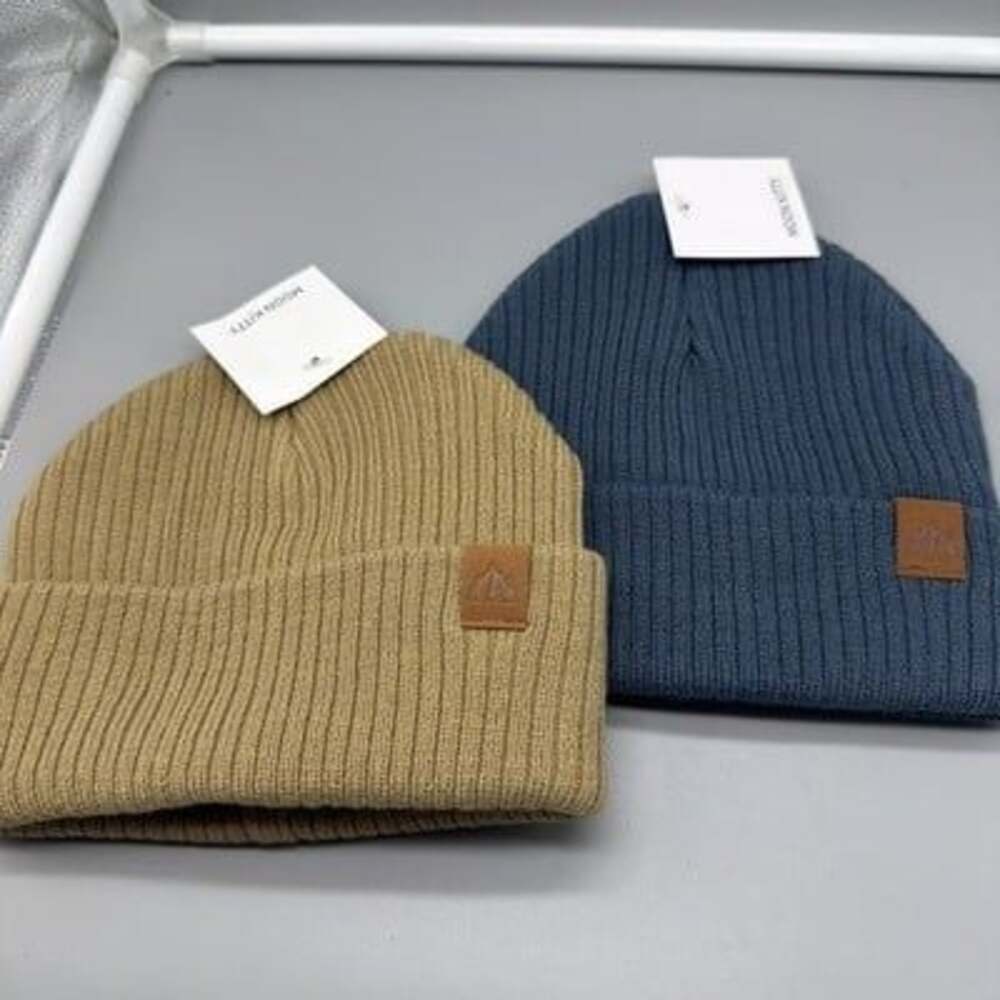 2 Moon Kitty Womens Beanies Leather Mountain Logo Outdoor Cold Weather Gear